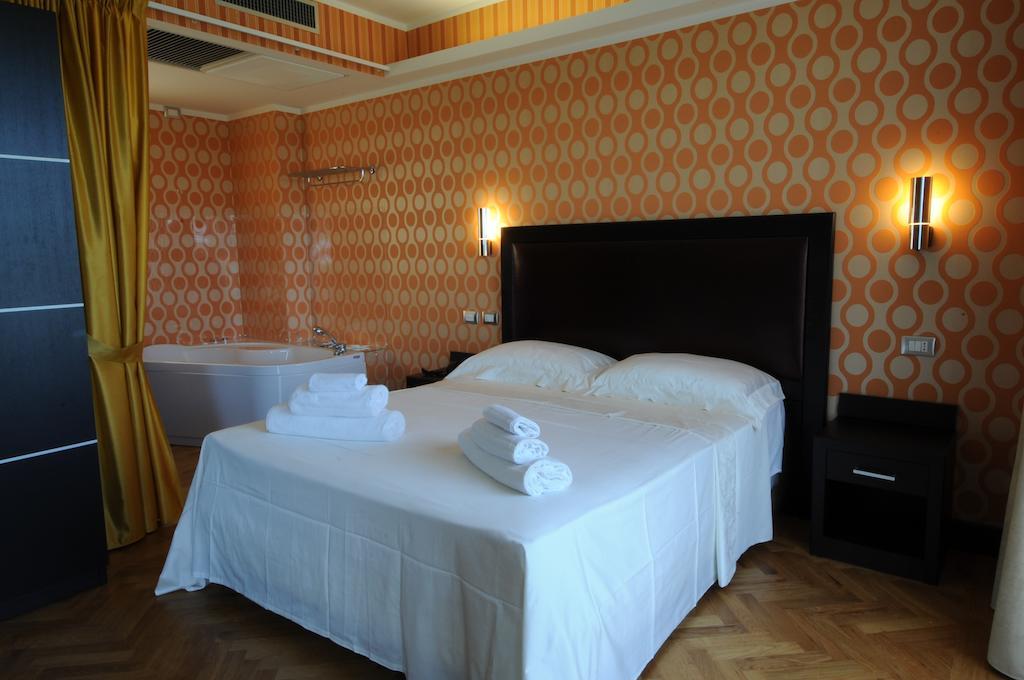 Corte Dei Greci Resort & Spa Cariati Zimmer foto